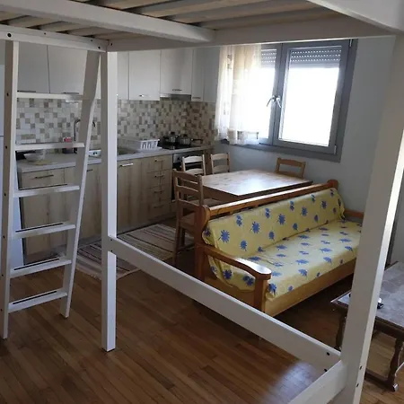 τα του δασκάλου Apartment *